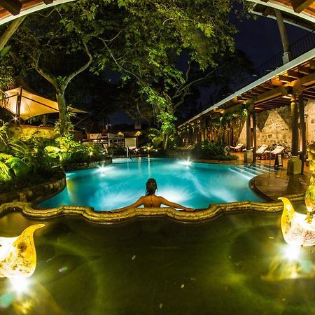Hotel Museo Spa Casa Santo Domingo Antigua Eksteriør bilde The resort's swimming pool