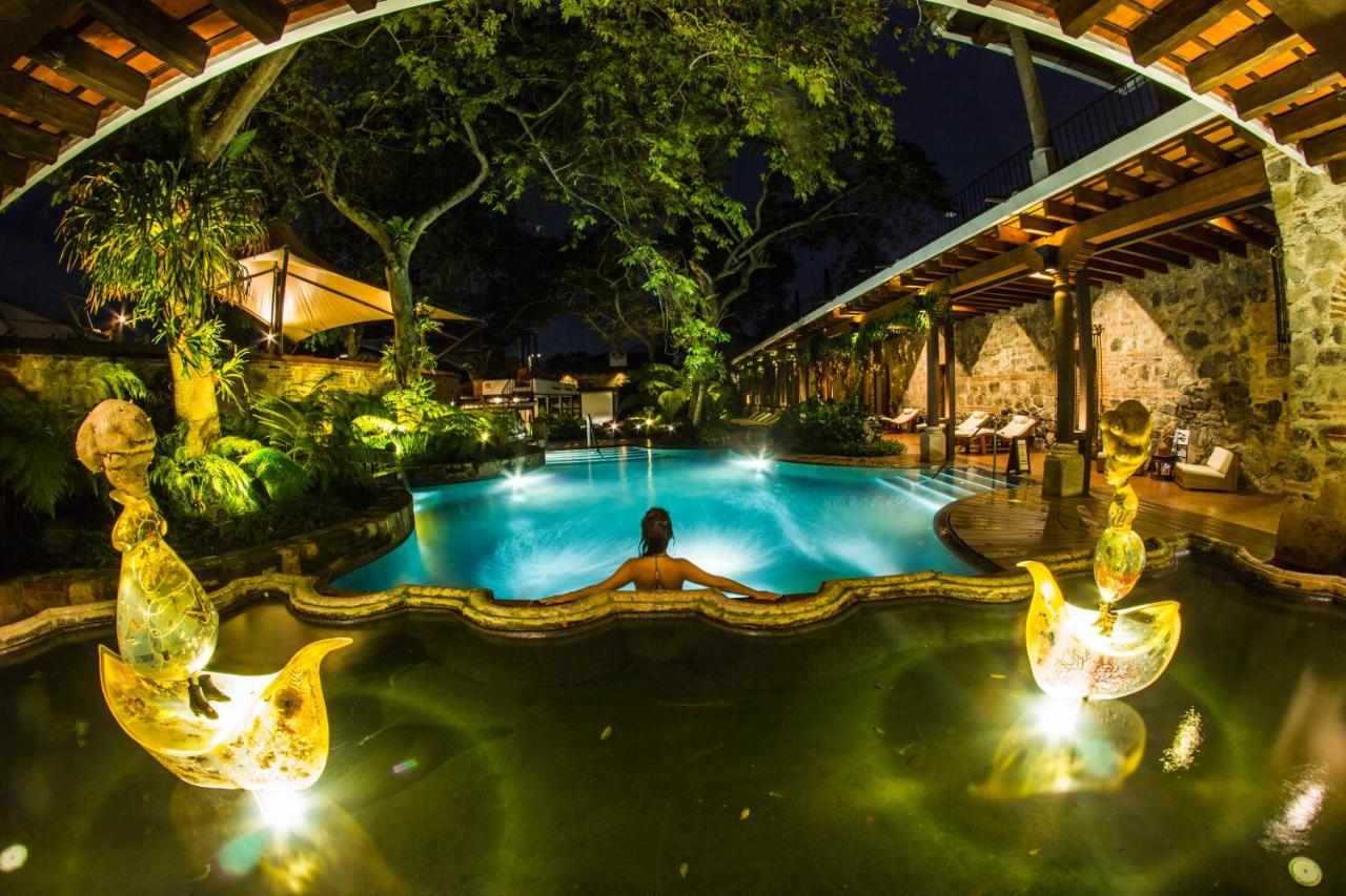 Hotel Museo Spa Casa Santo Domingo Antigua Eksteriør bilde The resort's swimming pool