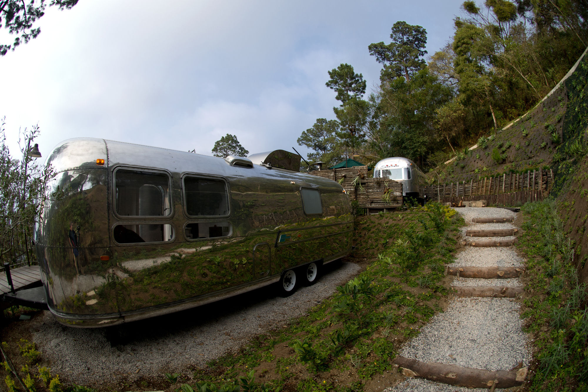 Hotel Museo Spa Casa Santo Domingo Antigua Eksteriør bilde Airstream trailer at the 2008 Monterey Bay Air & Film Festival