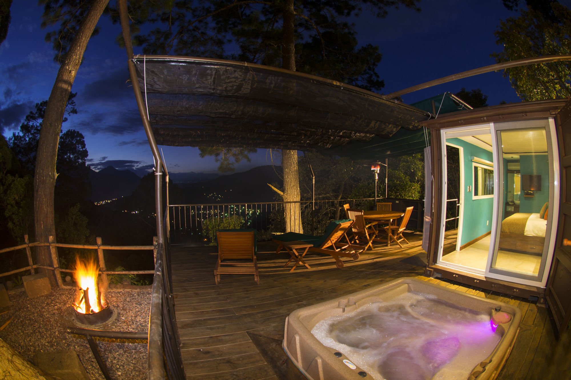 Hotel Museo Spa Casa Santo Domingo Antigua Eksteriør bilde The Treehouse at night